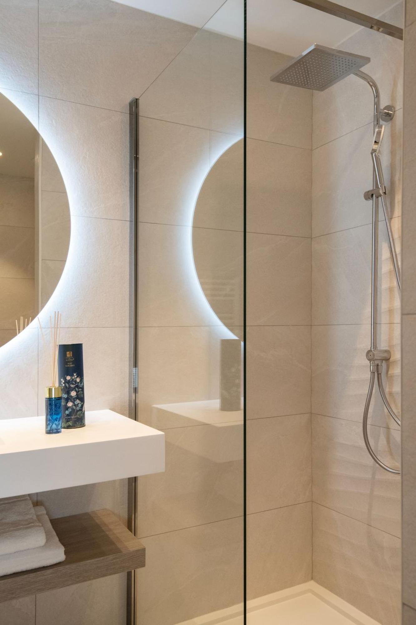 Residence Hoteliere Chambord Au Coeur De Menton - Entierement Renovee 외부 사진