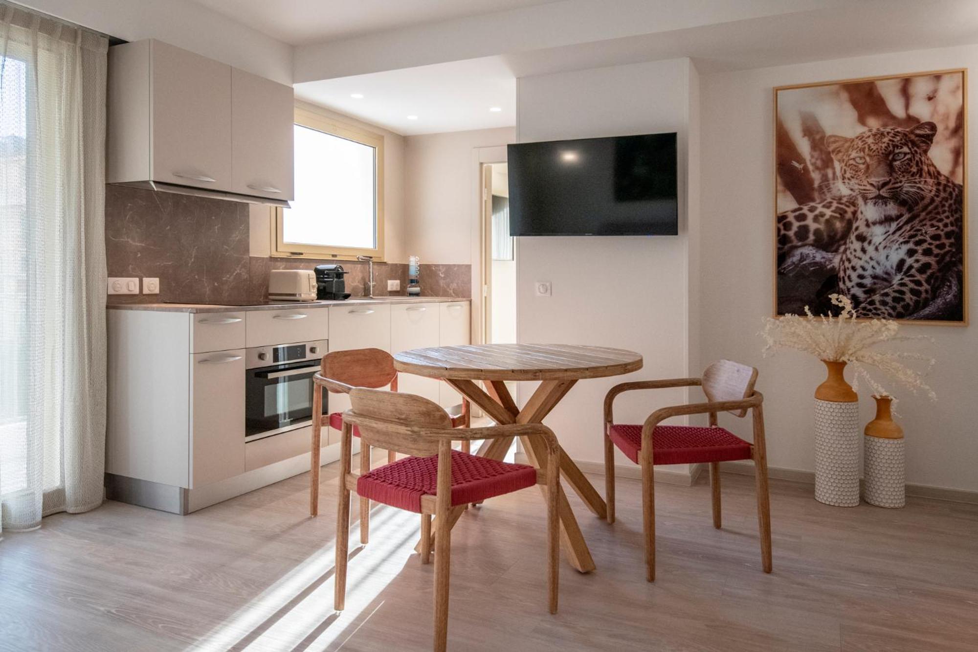 Residence Hoteliere Chambord Au Coeur De Menton - Entierement Renovee 외부 사진